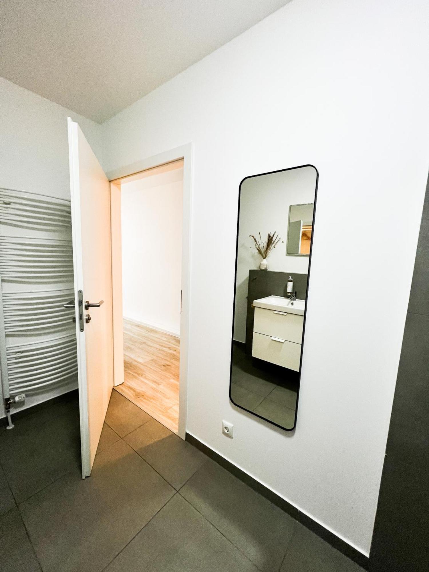 Qonroom - As Individual As - Kaiserstrasse Minden (North Rhine-Westphalia)
